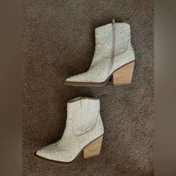 Kady Glitz Western Ankle Boot, Sz 7 NWOB - Picture 6 of 9